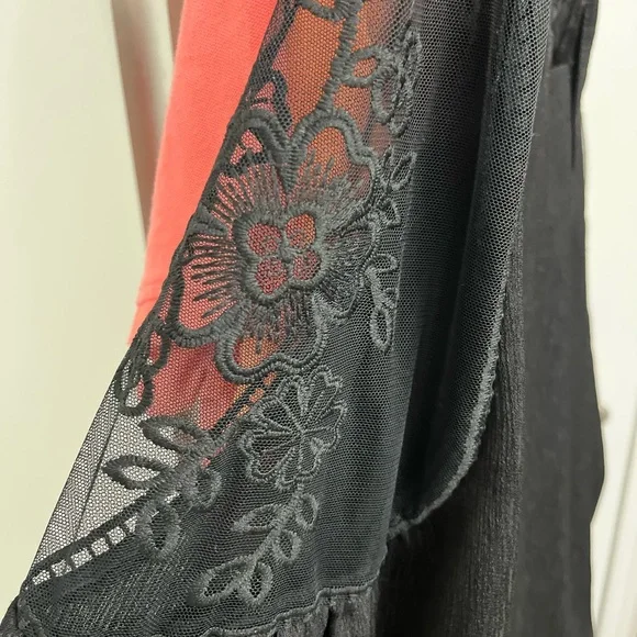 Black Lace Detail Blouse - Picture 5 of 10